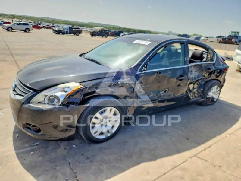 2012 Nissan ALTIMA photo