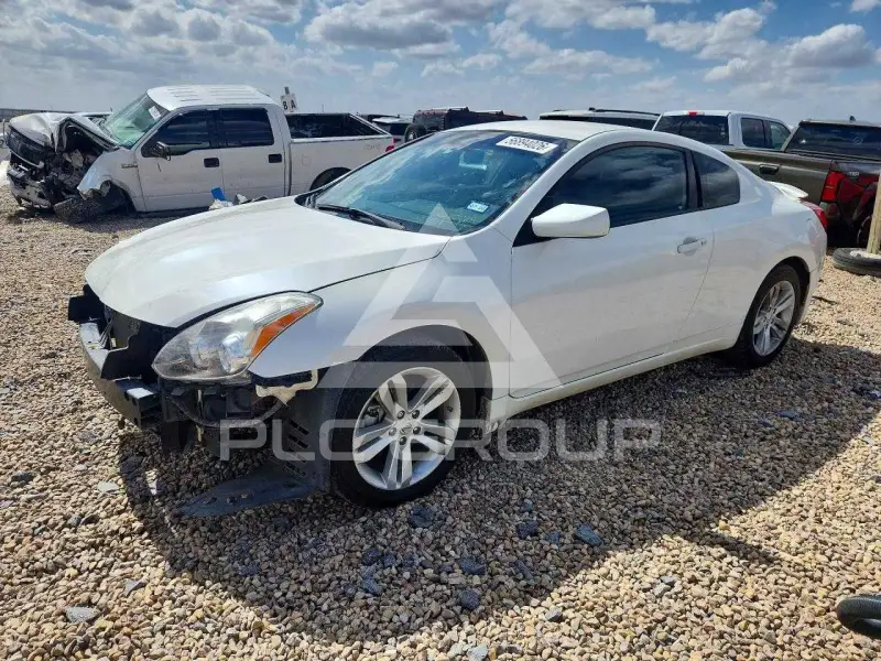 2012 Nissan ALTIMA фото