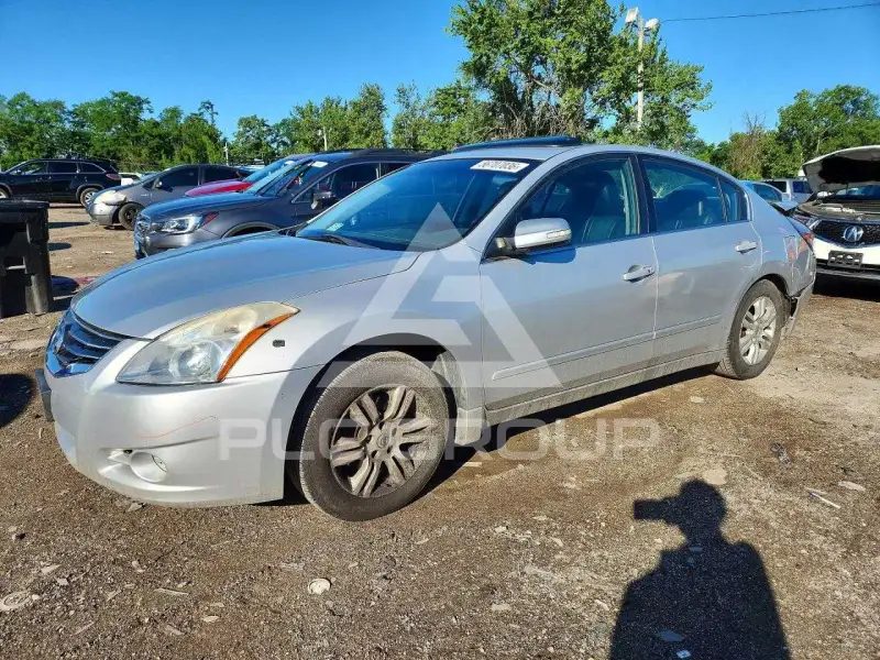 2012 Nissan ALTIMA photo