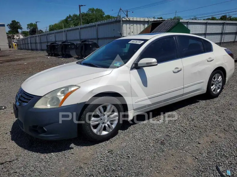 2012 Nissan ALTIMA фото