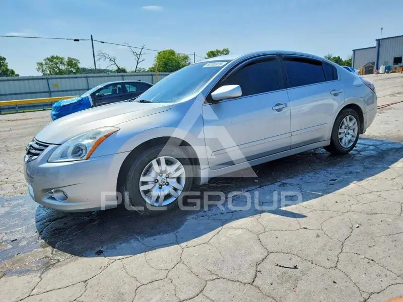 2012 Nissan ALTIMA фото