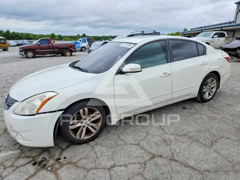 2012 Nissan ALTIMA фото