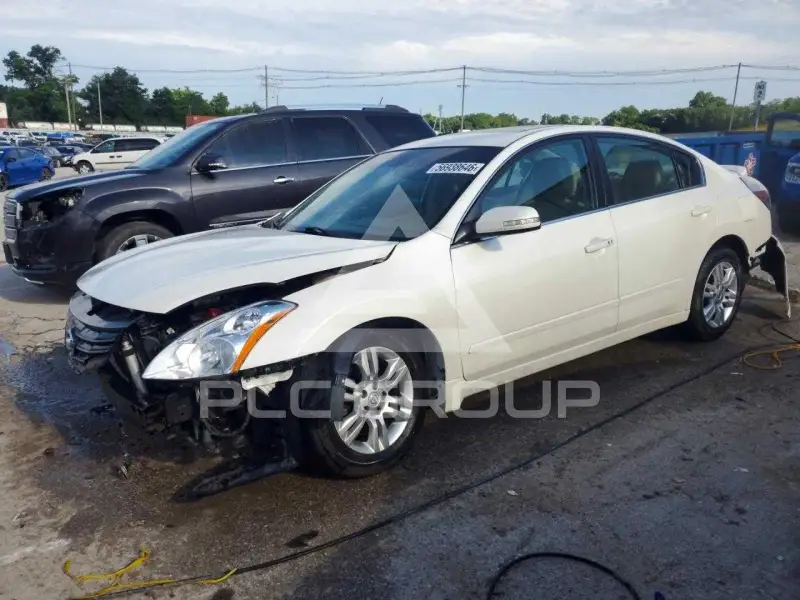 2012 Nissan ALTIMA photo