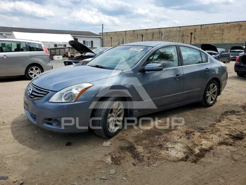 2012 Nissan ALTIMA photo