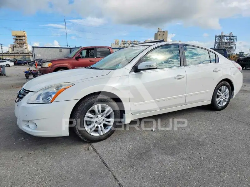2012 Nissan ALTIMA photo
