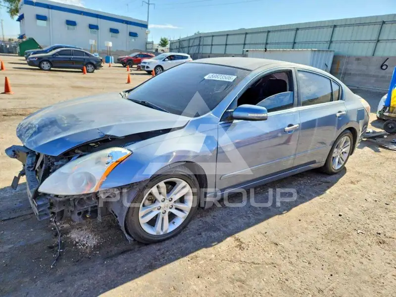 2012 Nissan ALTIMA photo