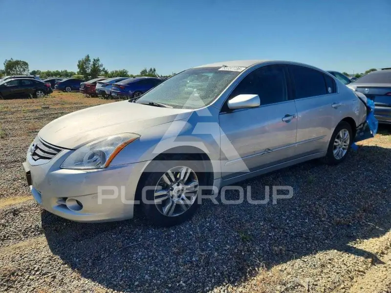 2012 Nissan ALTIMA фото