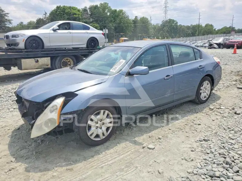 2012 Nissan ALTIMA photo
