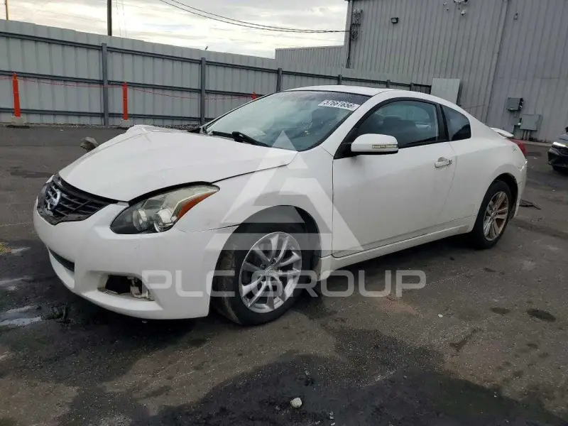 2012 Nissan ALTIMA фото