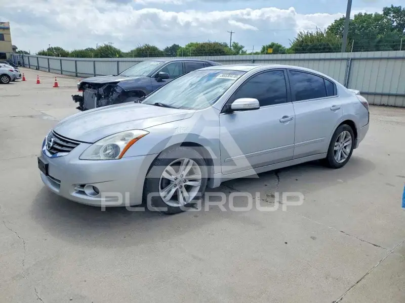 2012 Nissan ALTIMA photo