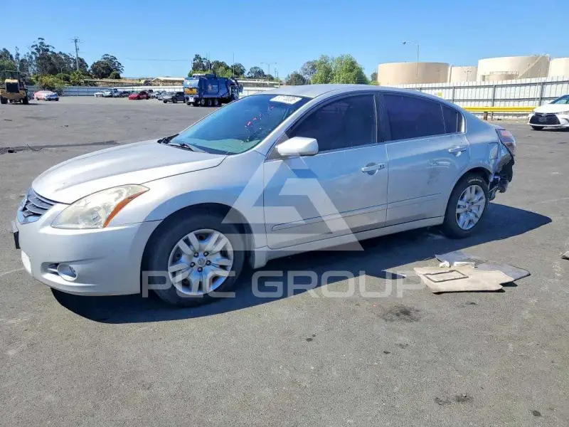 2012 Nissan ALTIMA фото