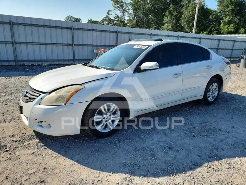 2012 Nissan ALTIMA photo
