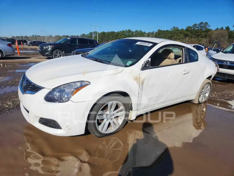 2012 Nissan ALTIMA photo