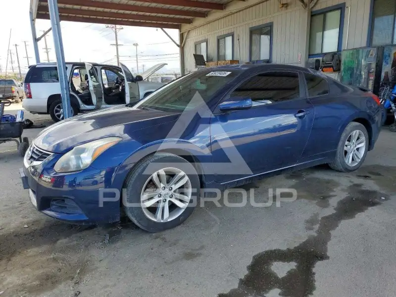 2012 Nissan ALTIMA фото