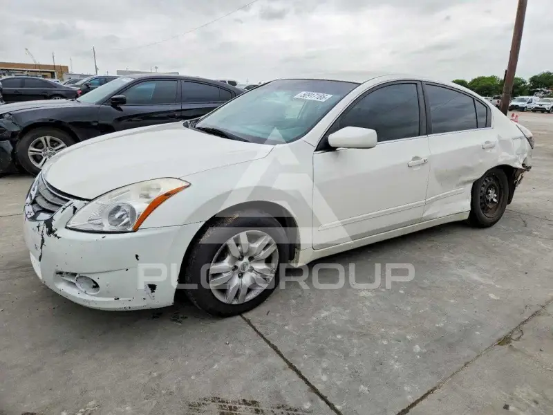 2012 Nissan ALTIMA фото