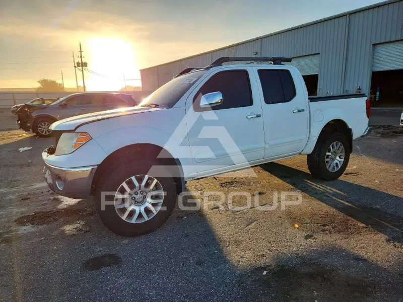 2012 Nissan FRONTIER photo