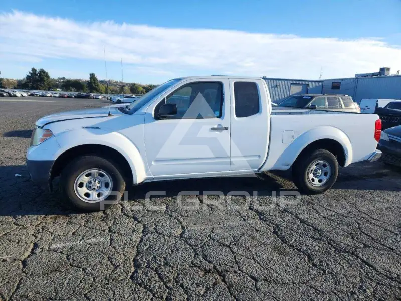 2012 Nissan FRONTIER photo