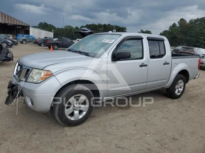 2012 Nissan FRONTIER фото
