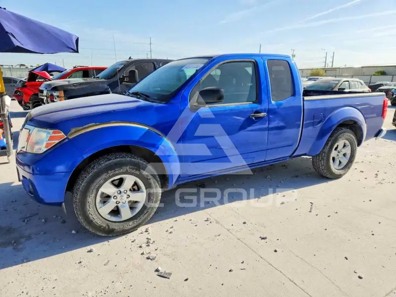 2012 Nissan FRONTIER фото