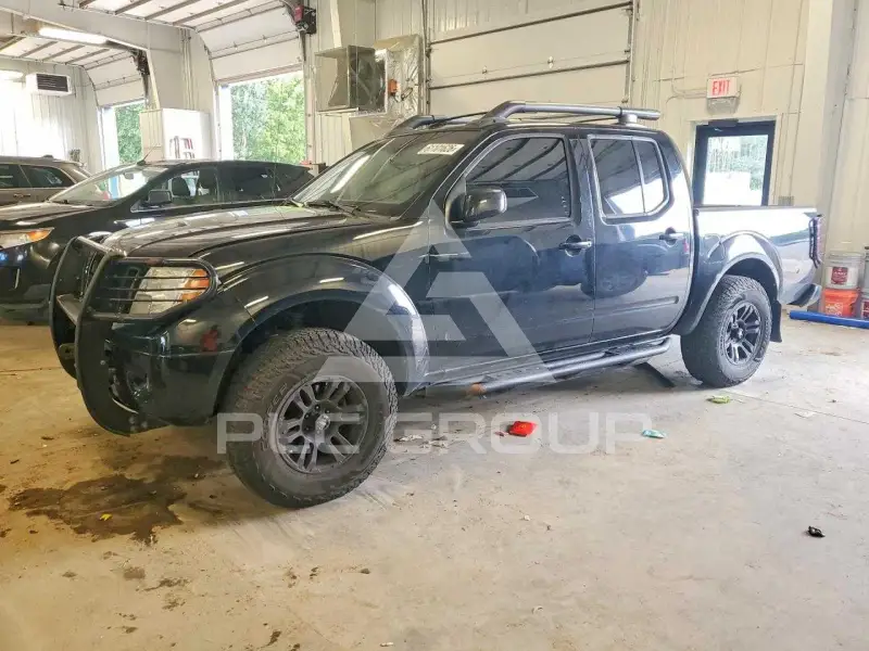2012 Nissan FRONTIER photo