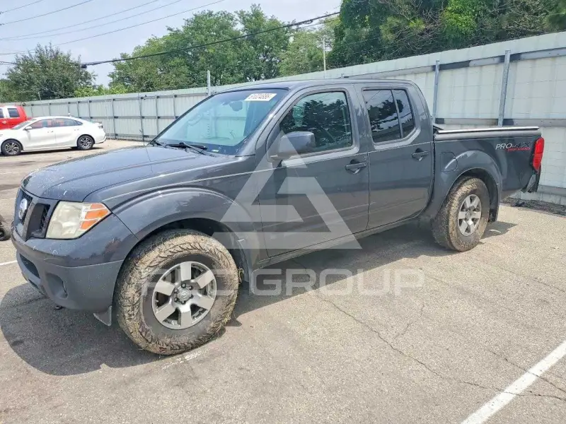 2012 Nissan FRONTIER фото