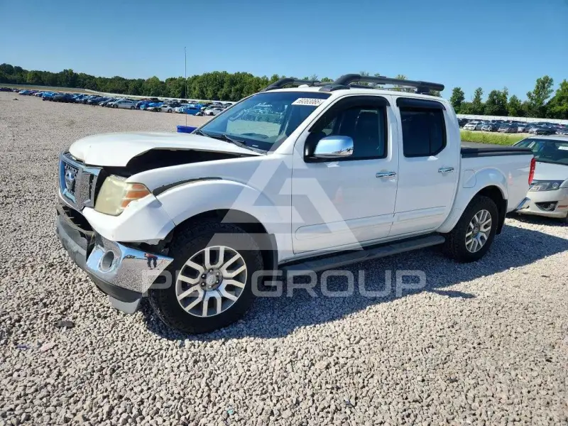 2012 Nissan FRONTIER фото