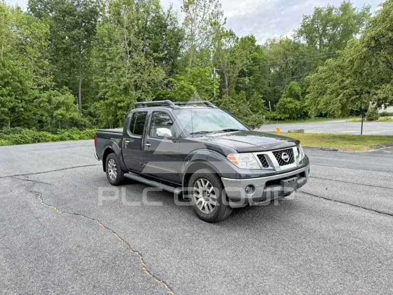 2012 Nissan FRONTIER photo