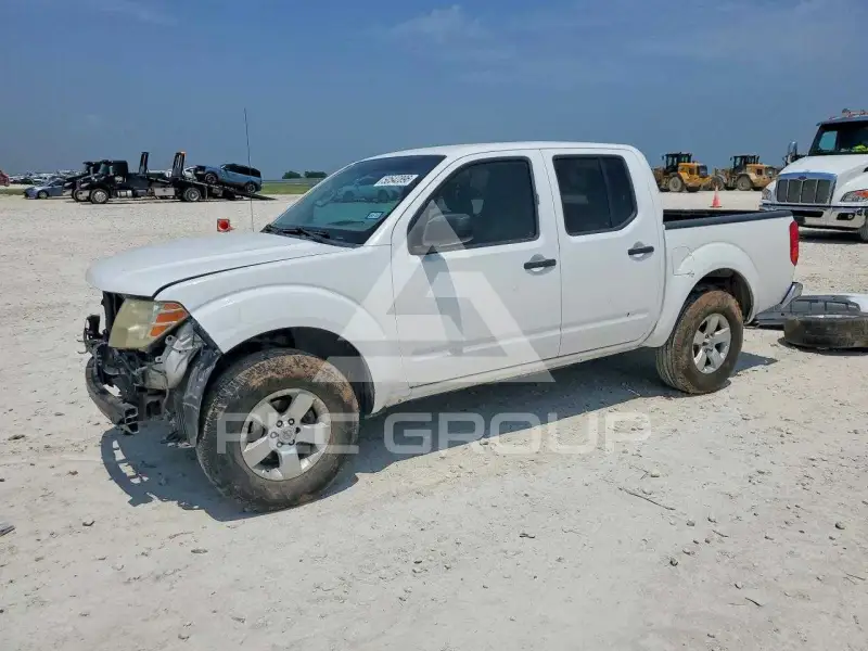 2012 Nissan FRONTIER фото