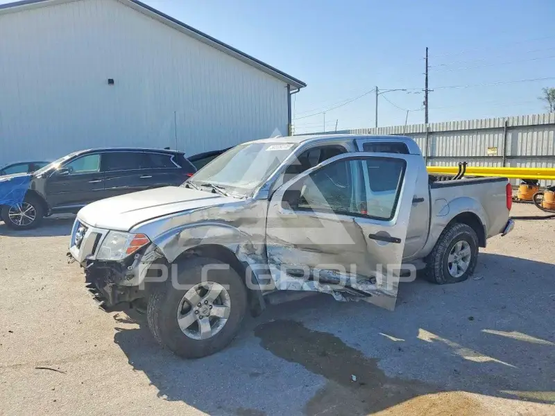 2012 Nissan FRONTIER фото