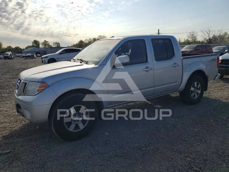 2012 Nissan FRONTIER фото