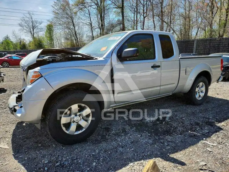 2012 Nissan FRONTIER фото