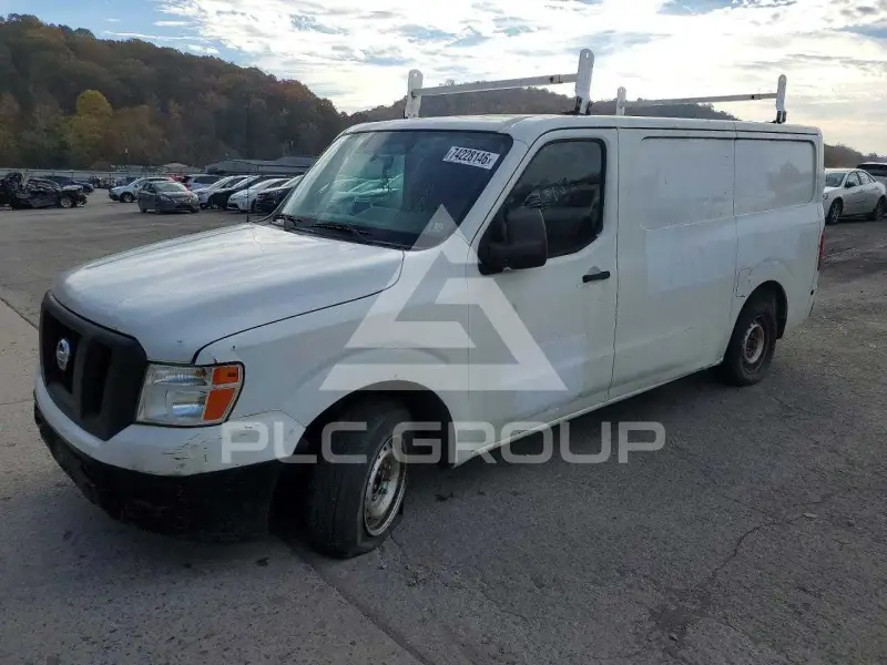 2012 Nissan NV photo