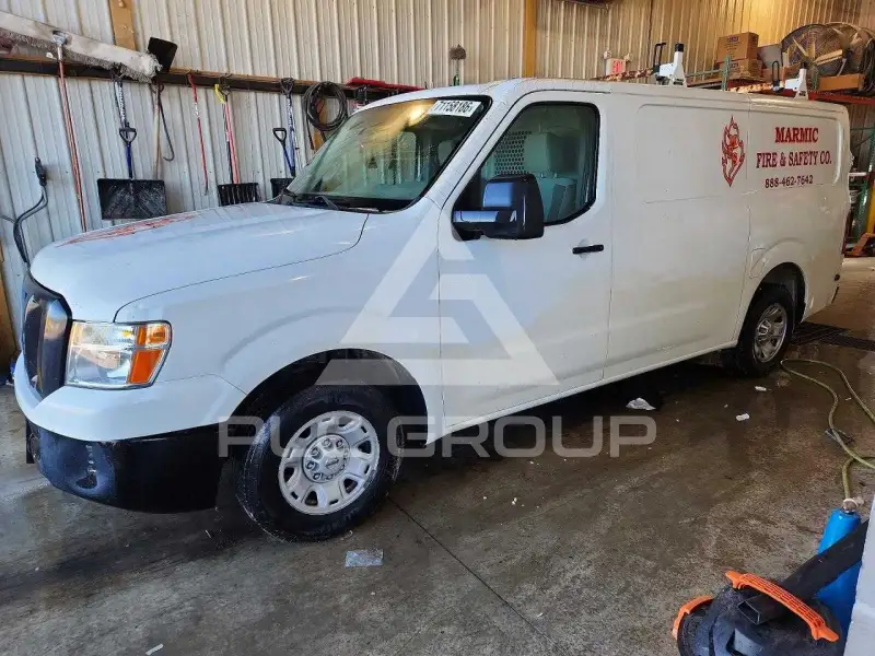2012 Nissan NV фото