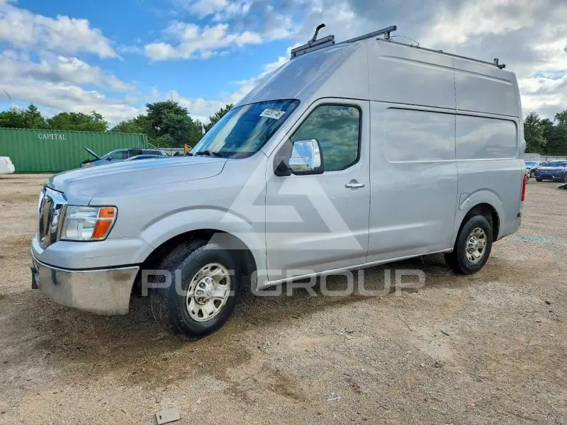 2012 Nissan NV photo