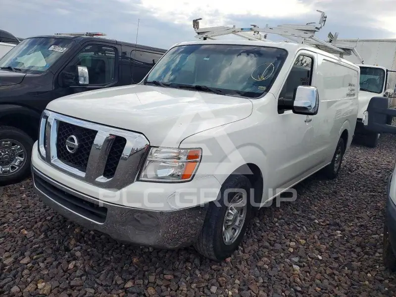2012 Nissan NV фото