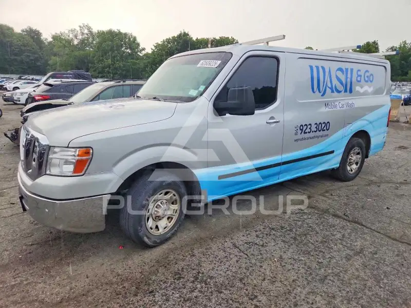2012 Nissan NV photo