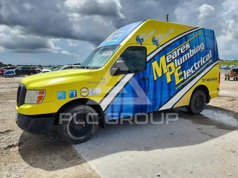 2012 Nissan NV фото