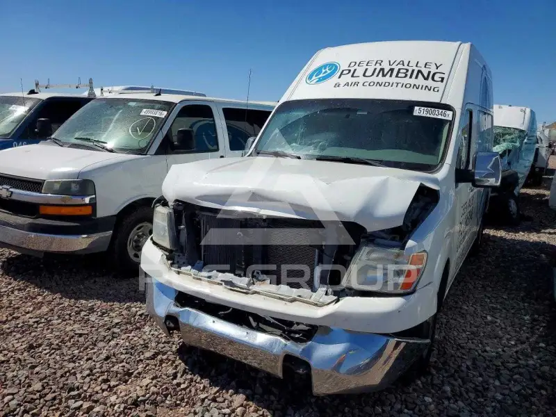 2012 Nissan NV фото