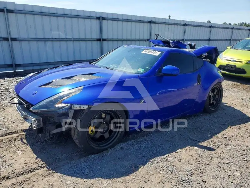 2012 Nissan 370Z фото