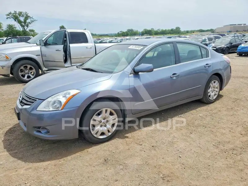 2012 Nissan ALTIMA фото