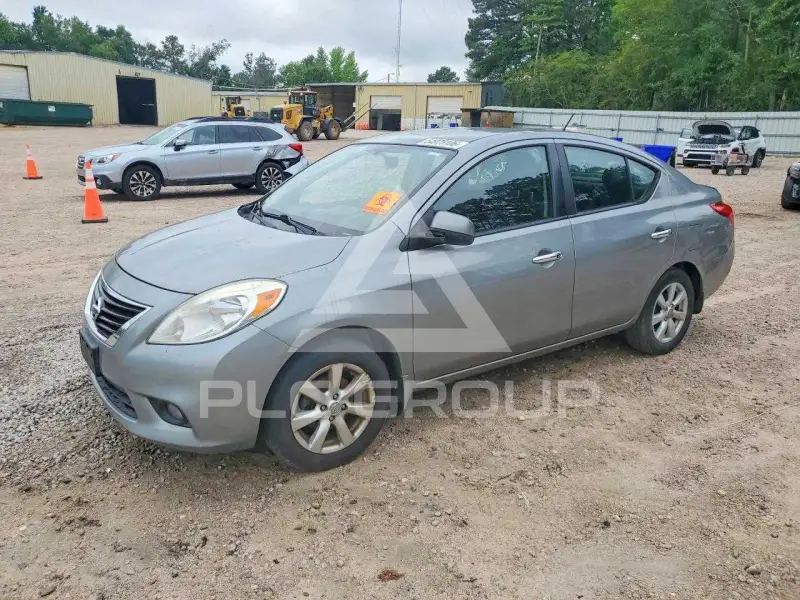 2012 Nissan VERSA фото