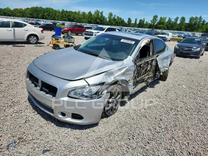 2012 Nissan MAXIMA photo