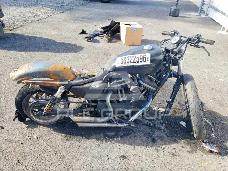 2012 Harley-Davidson XL883 фото