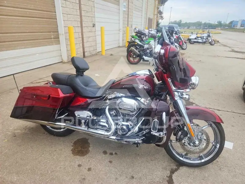 2012 Harley-Davidson  photo