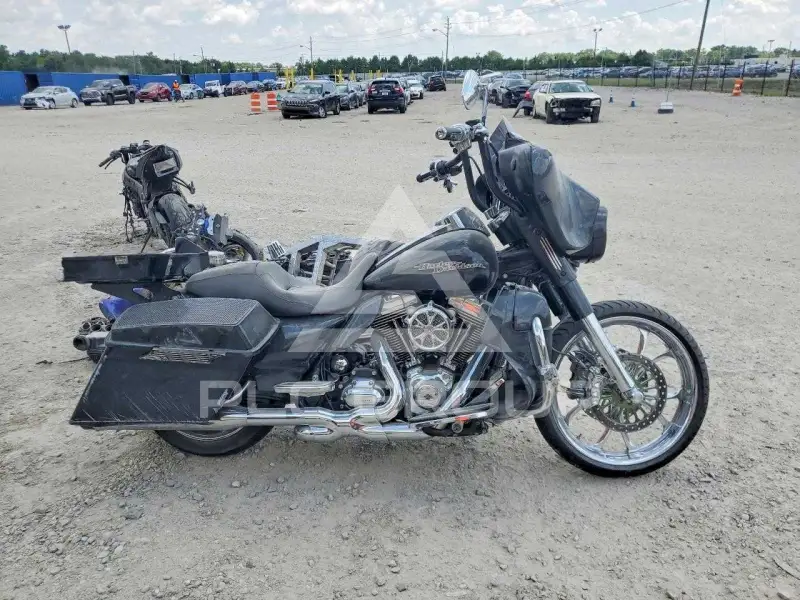 2012 Harley-Davidson FL photo