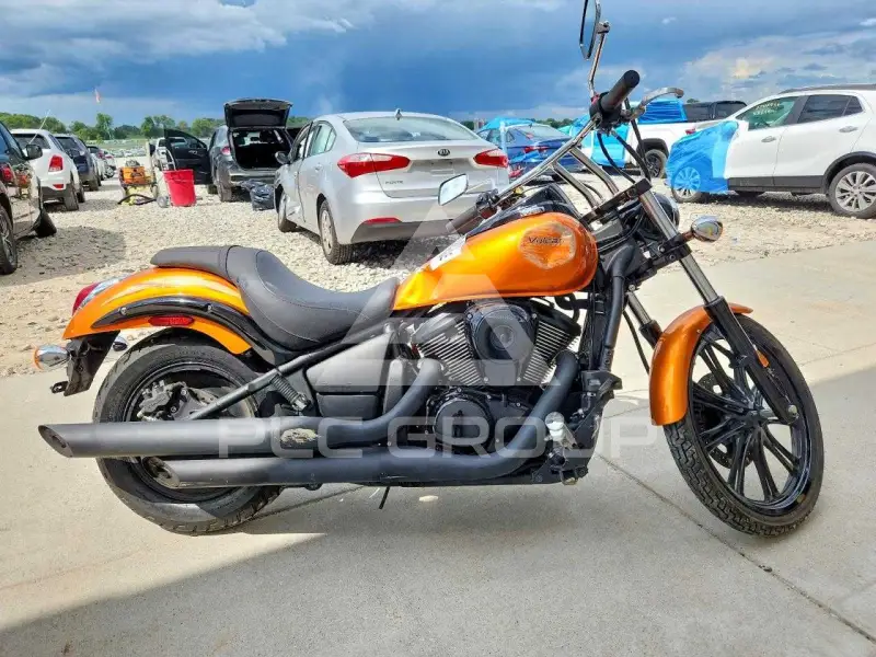 2012 Kawasaki VULCAN 900 photo