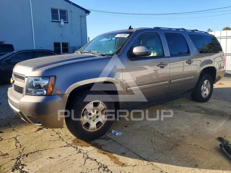 2012 Chevrolet Suburan photo