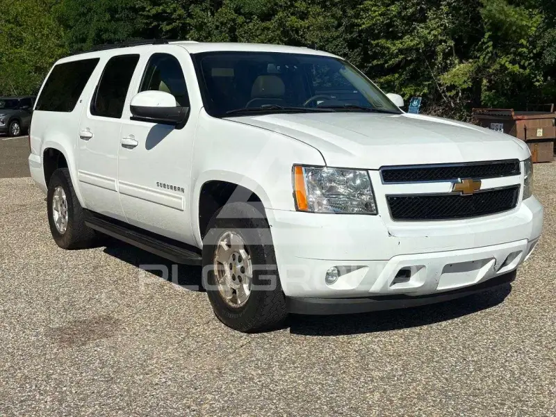 2012 Chevrolet Suburan фото