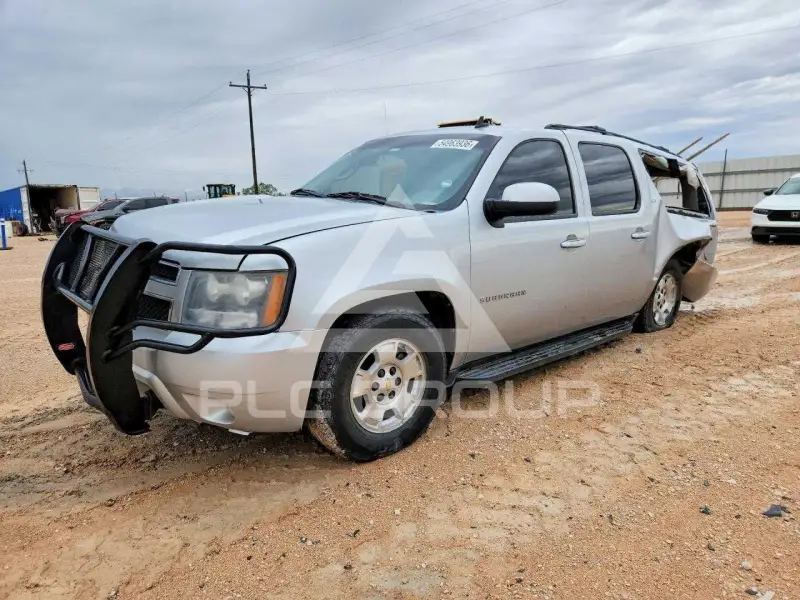 2012 Chevrolet Suburan photo