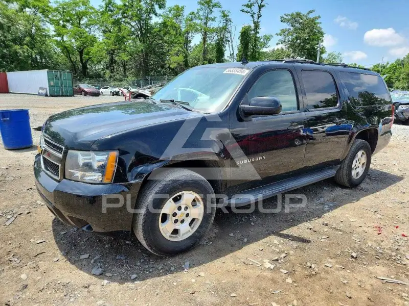 2012 Chevrolet Suburan photo